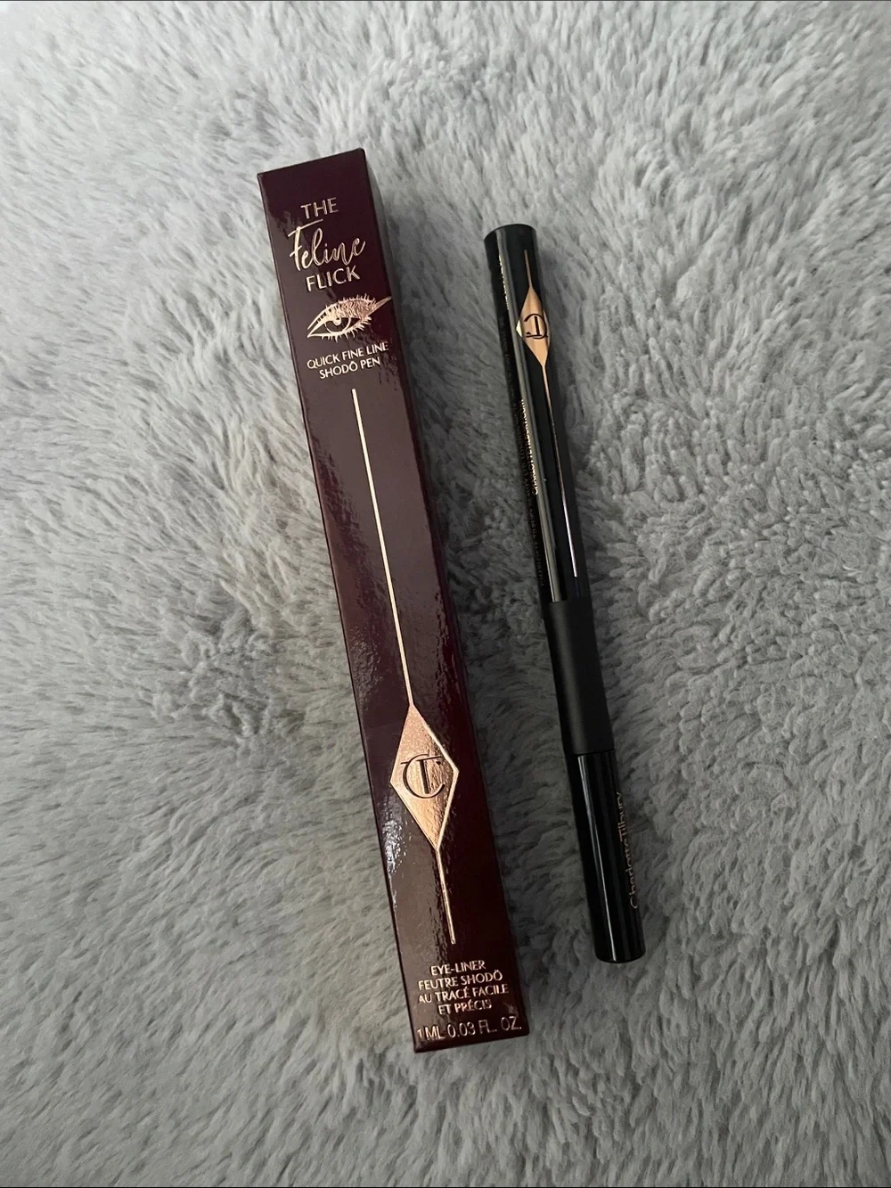 Charlotte Tilbury The Feline Flick Liquid Eyeliner — Black & Gold Accents
